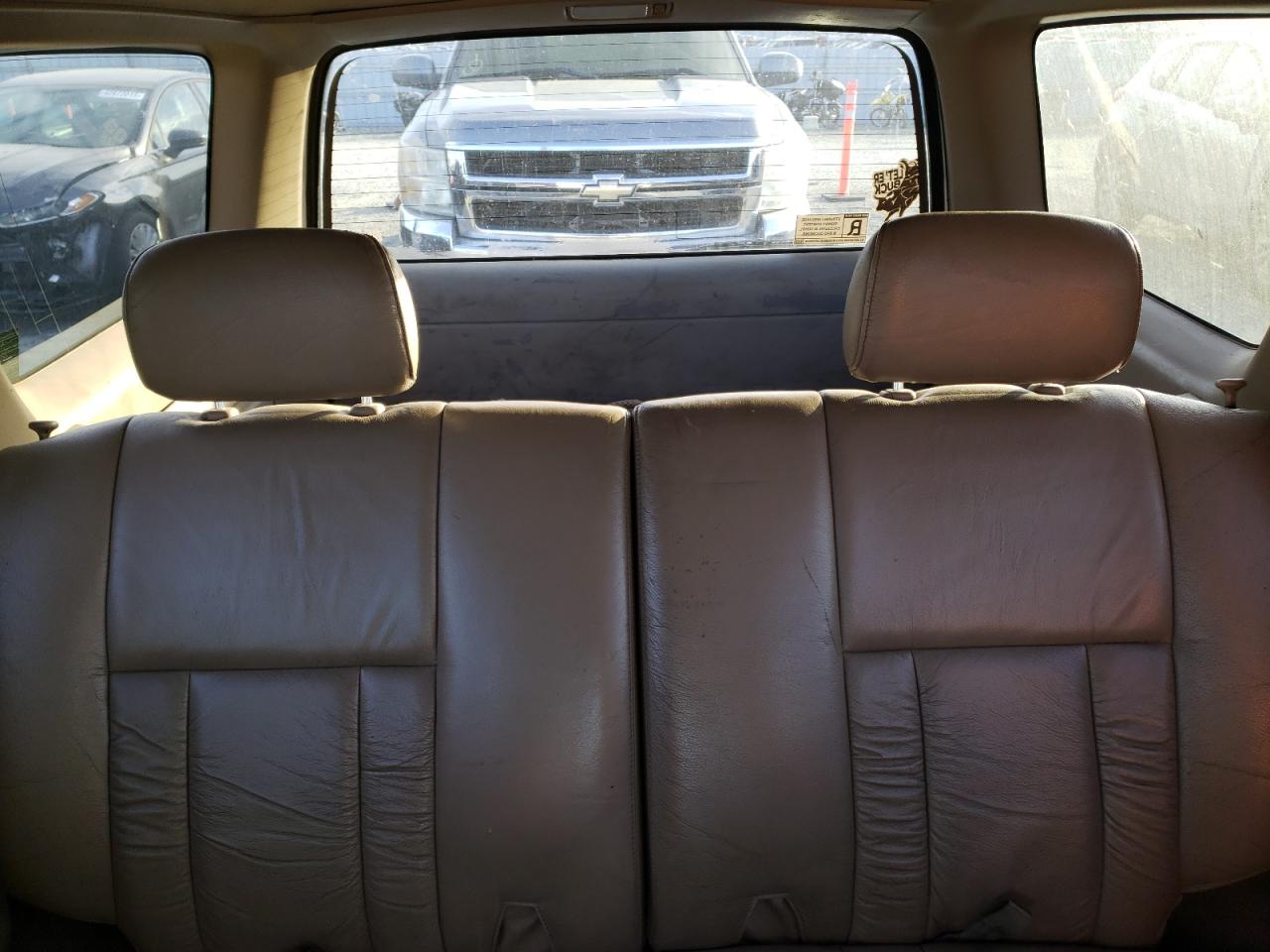 2002 Toyota 4Runner - Image 10