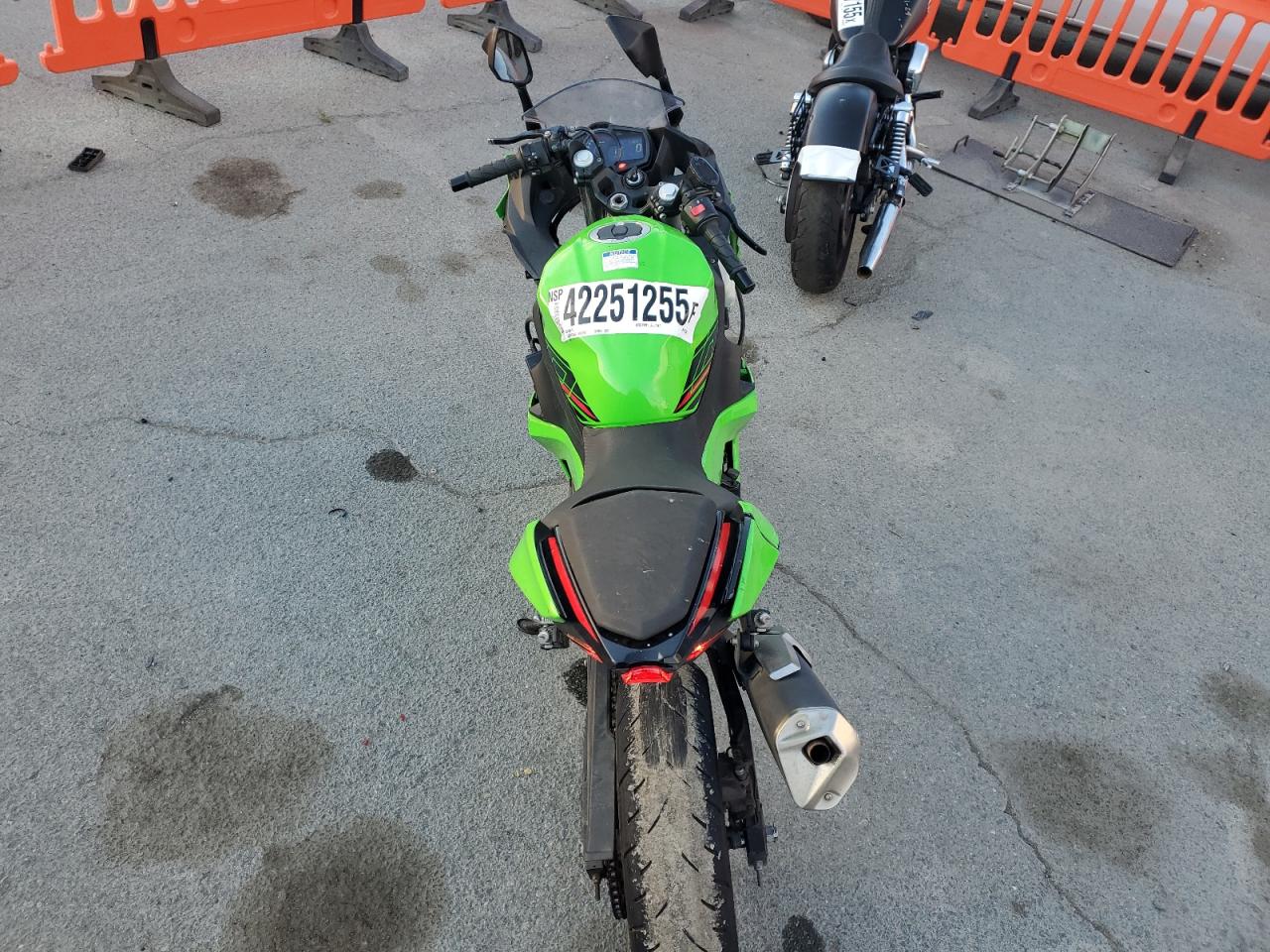 2023 Kawasaki Ex400 VIN: JKAEXKH17PDAP1352 Lot: 42251255