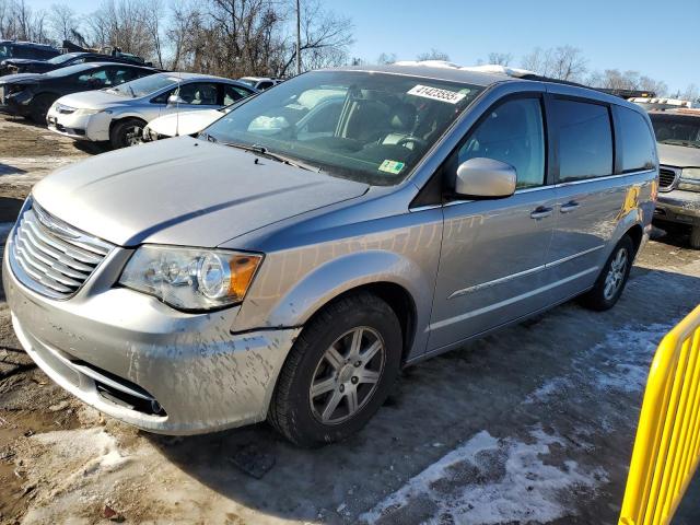 2013 Chrysler Town & Country Touring