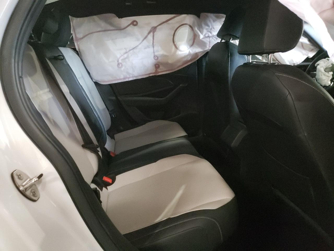 2021 Volkswagen Jetta - Image 10