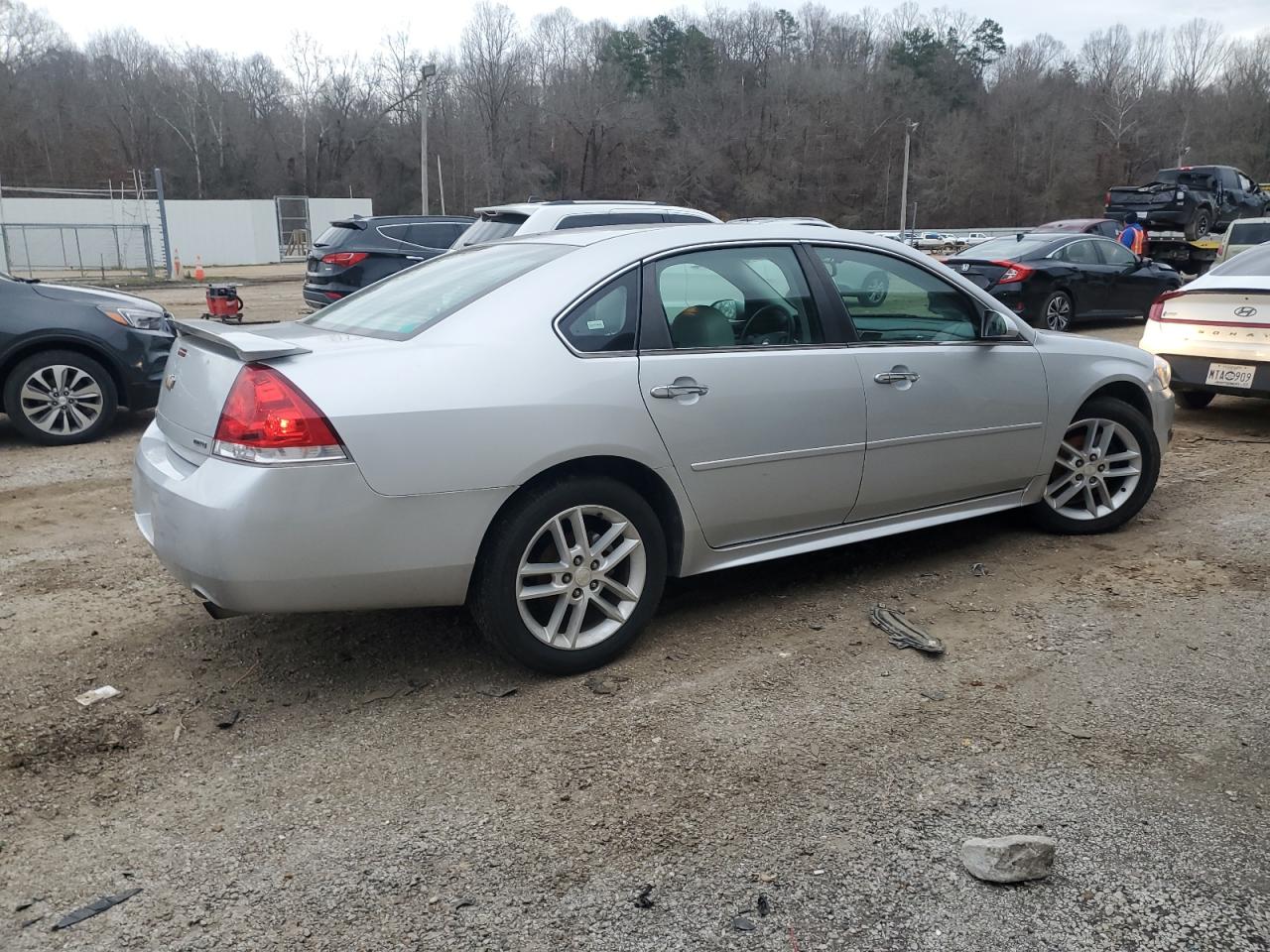 2016 Chevrolet Impala - Image 3