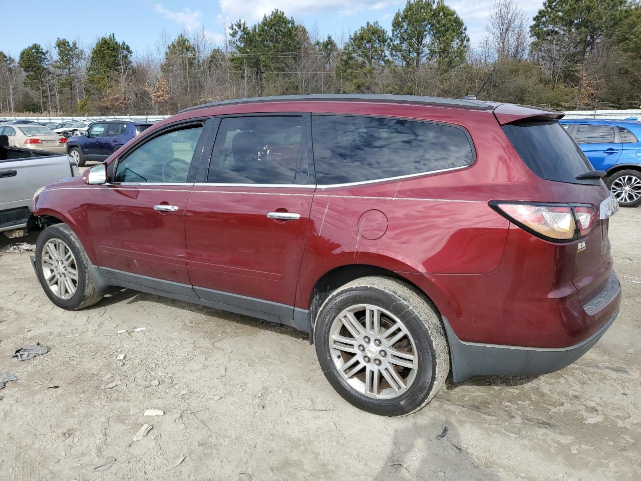 2015 Chevrolet Traverse - Image 2