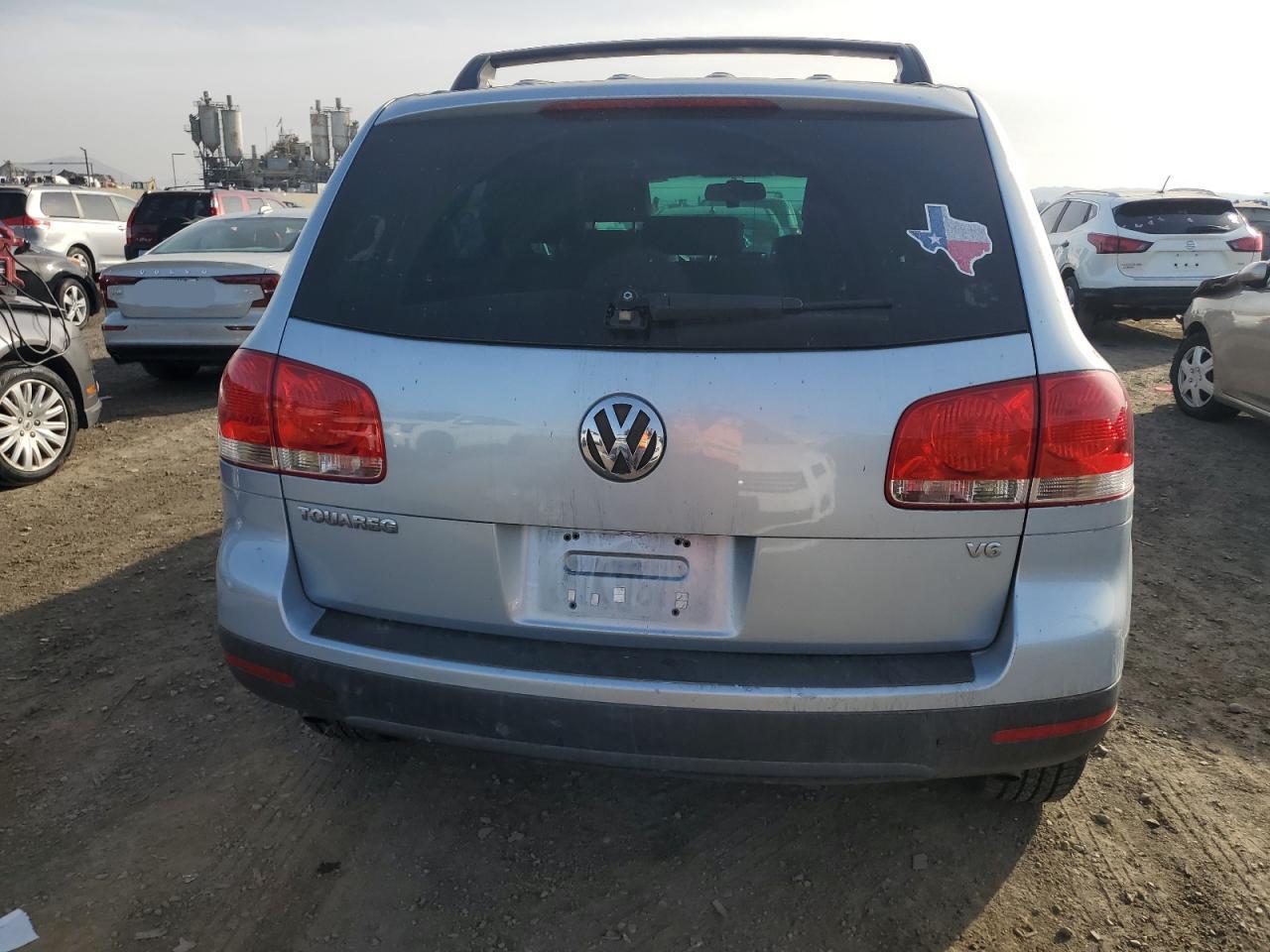 2004 Volkswagen Touareg - Image 6