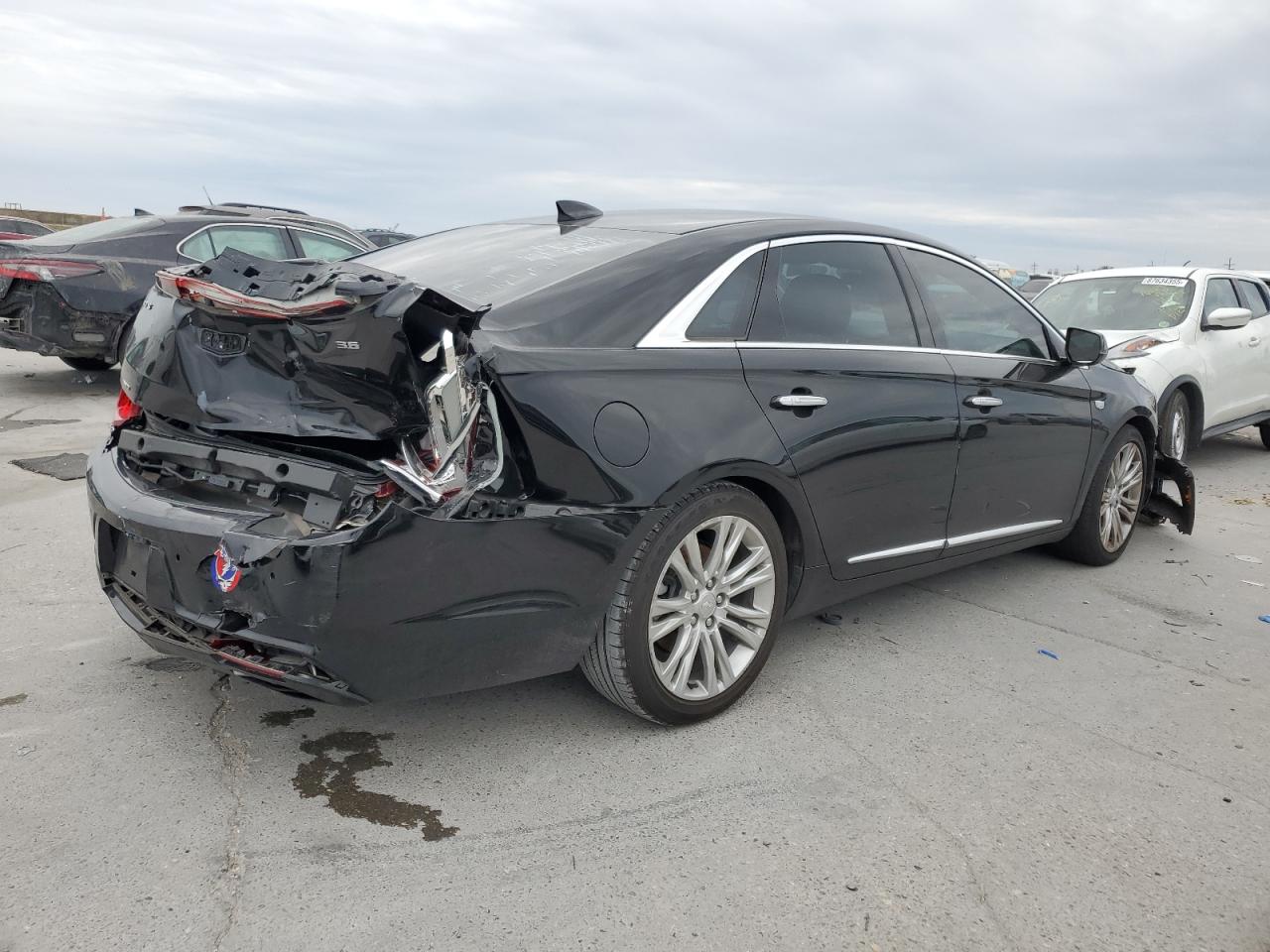 2018 Cadillac XTS - Image 3