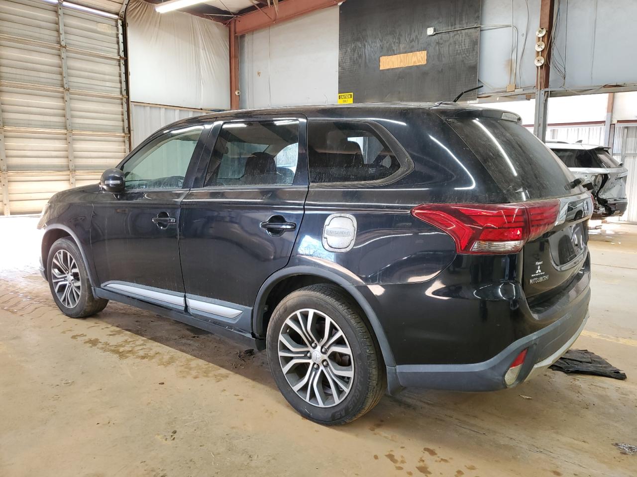 VIN JA4AD3A31GZ002164 2016 MITSUBISHI OUTLANDER no.2