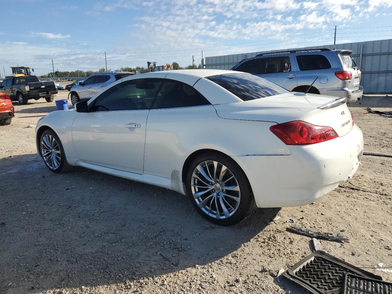 2012 Infiniti G - Image 2