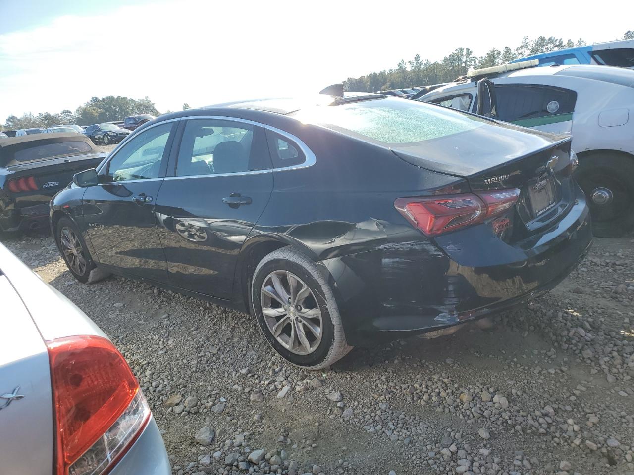 2020 Chevrolet Malibu - Image 2