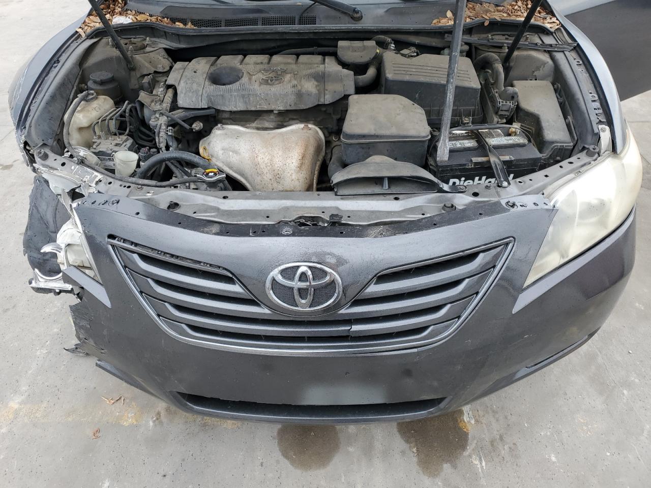 2011 Toyota Camry - Image 11