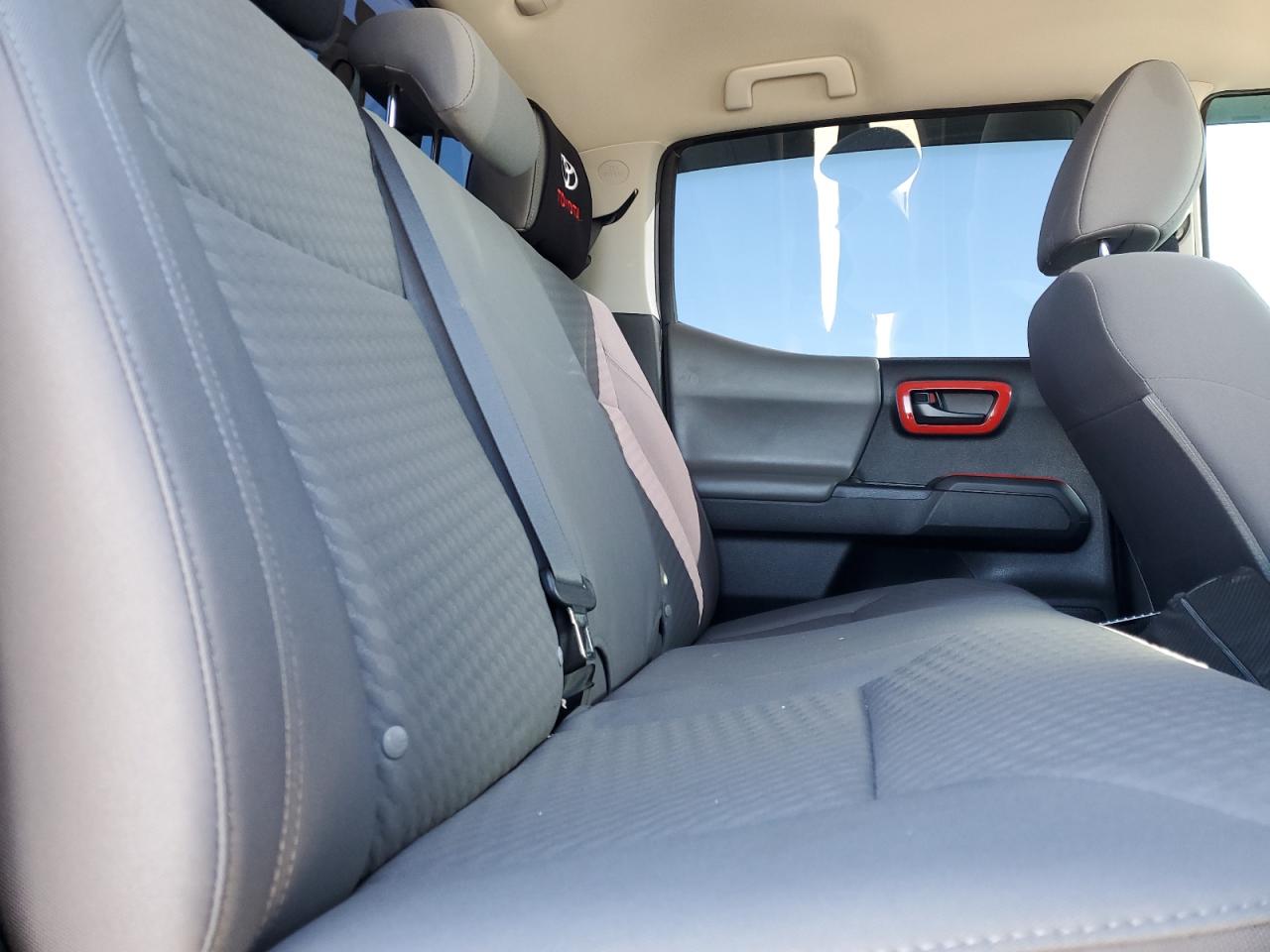 2021 Toyota Tacoma - Image 10