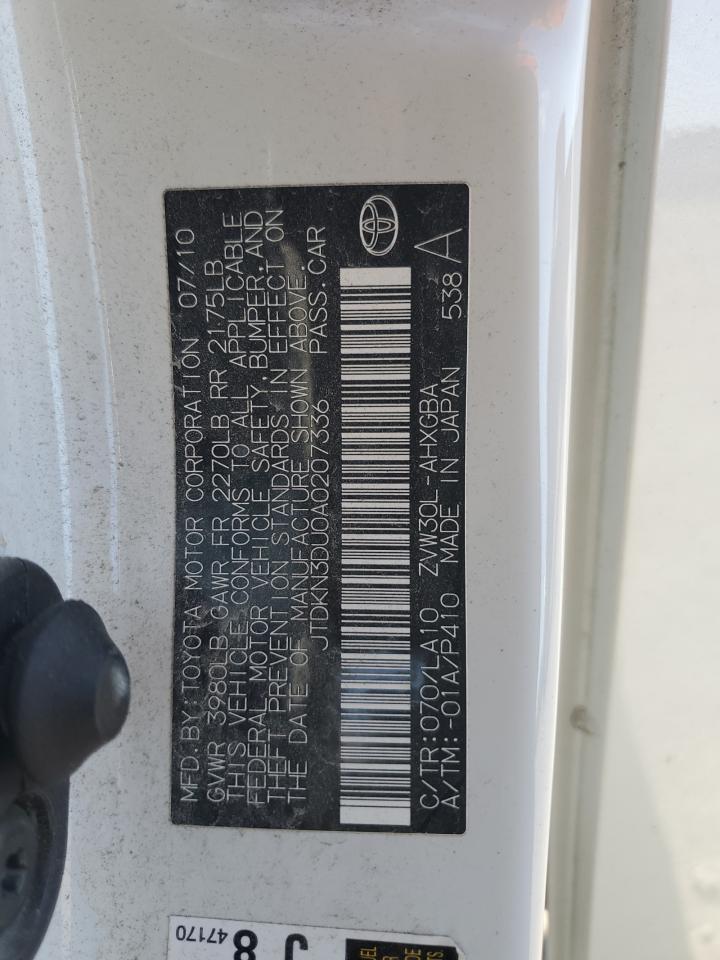 2010 Toyota Prius - Image 14