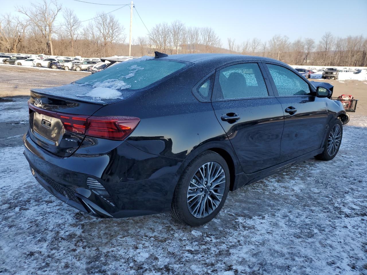 2024 Kia Forte - Image 3