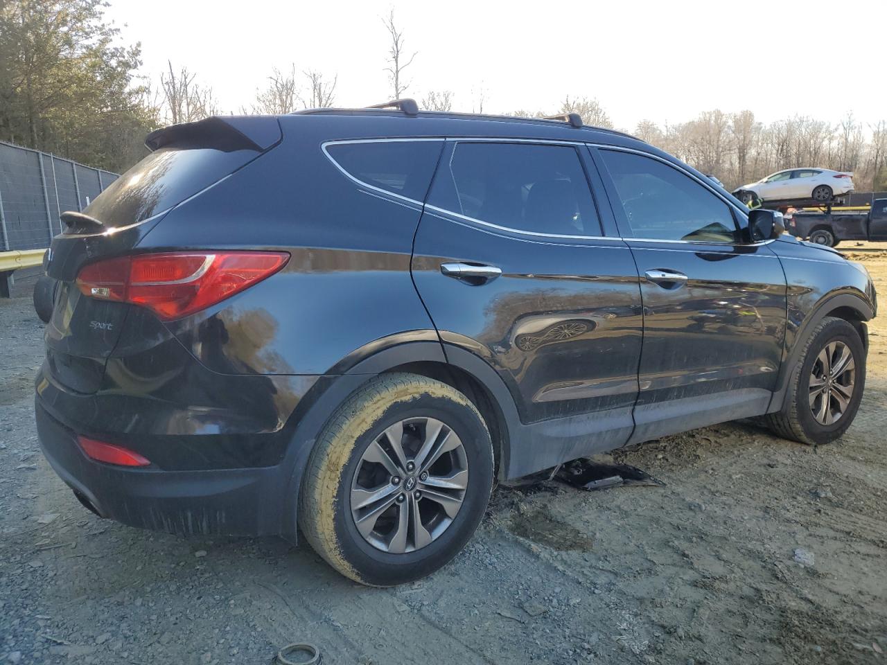 2014 Hyundai Santa Fe - Image 3