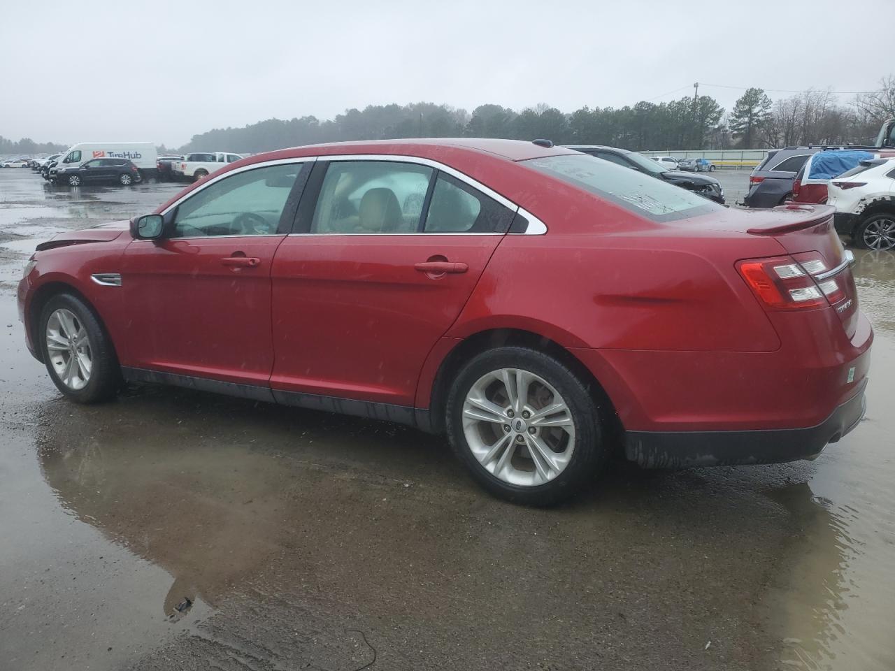 2014 Ford Taurus - Image 2