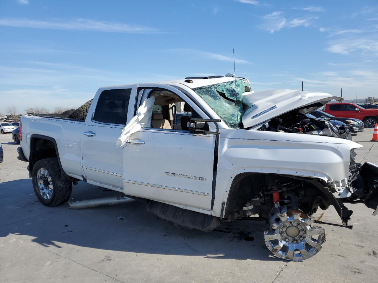 2018 GMC Sierra - Image 4