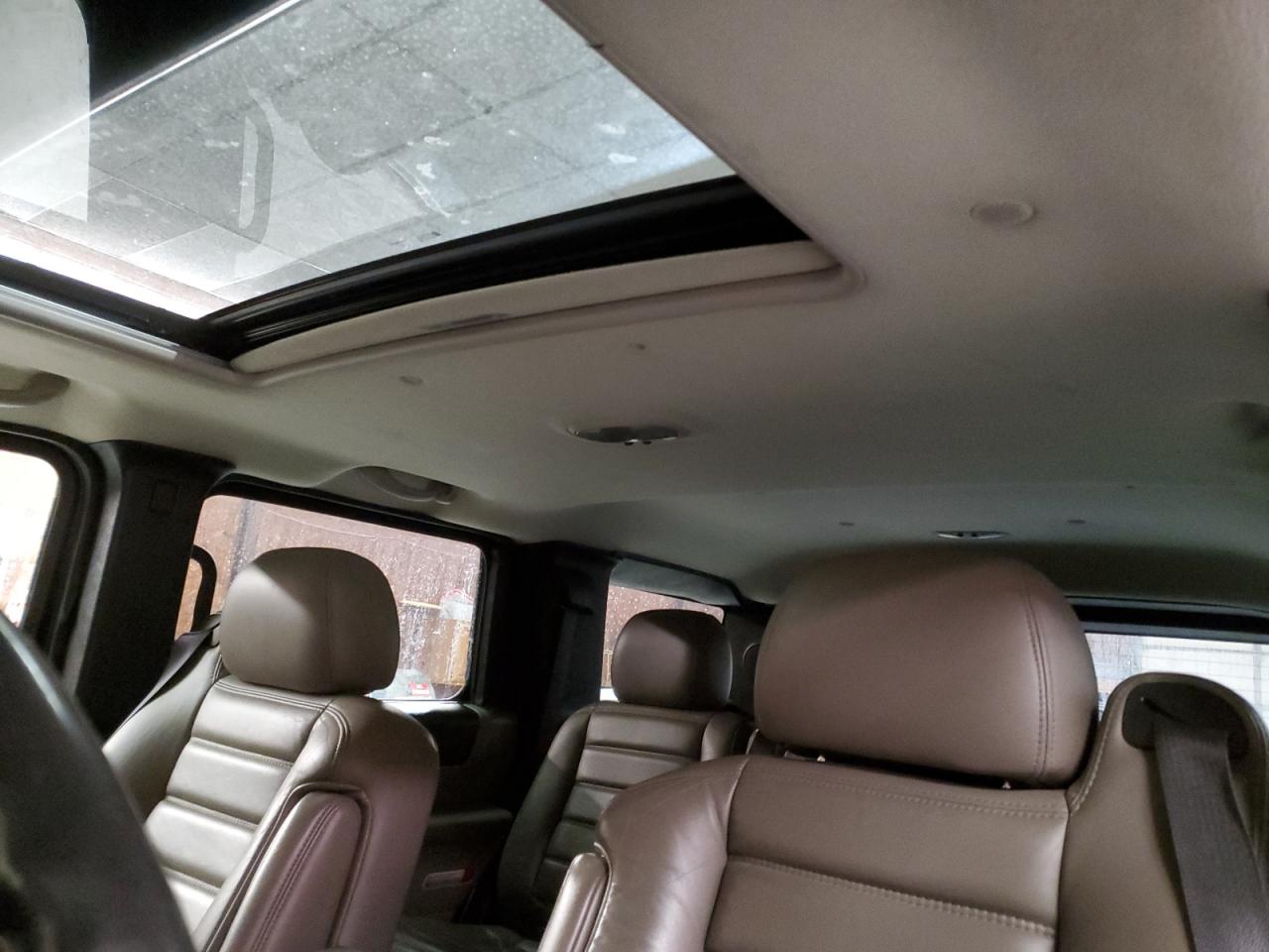 2006 Hummer H2 - Image 10