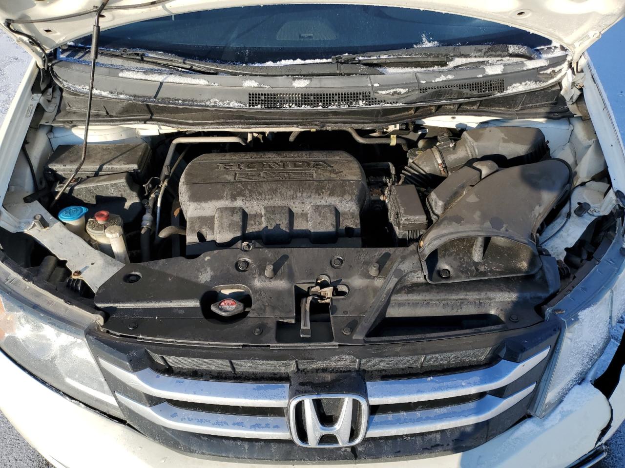 2014 Honda Odyssey - Image 13