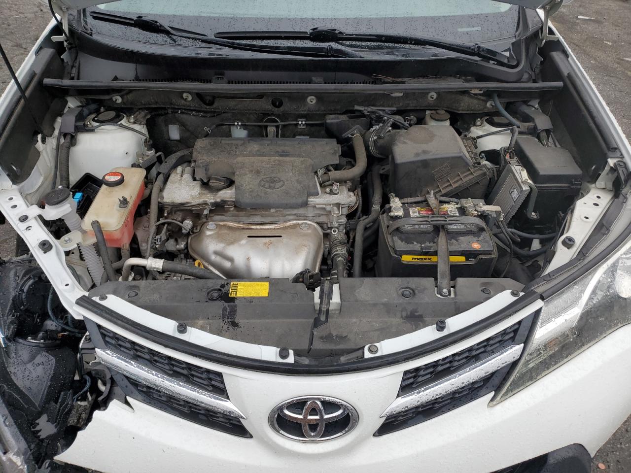2015 Toyota RAV 4 - Image 11