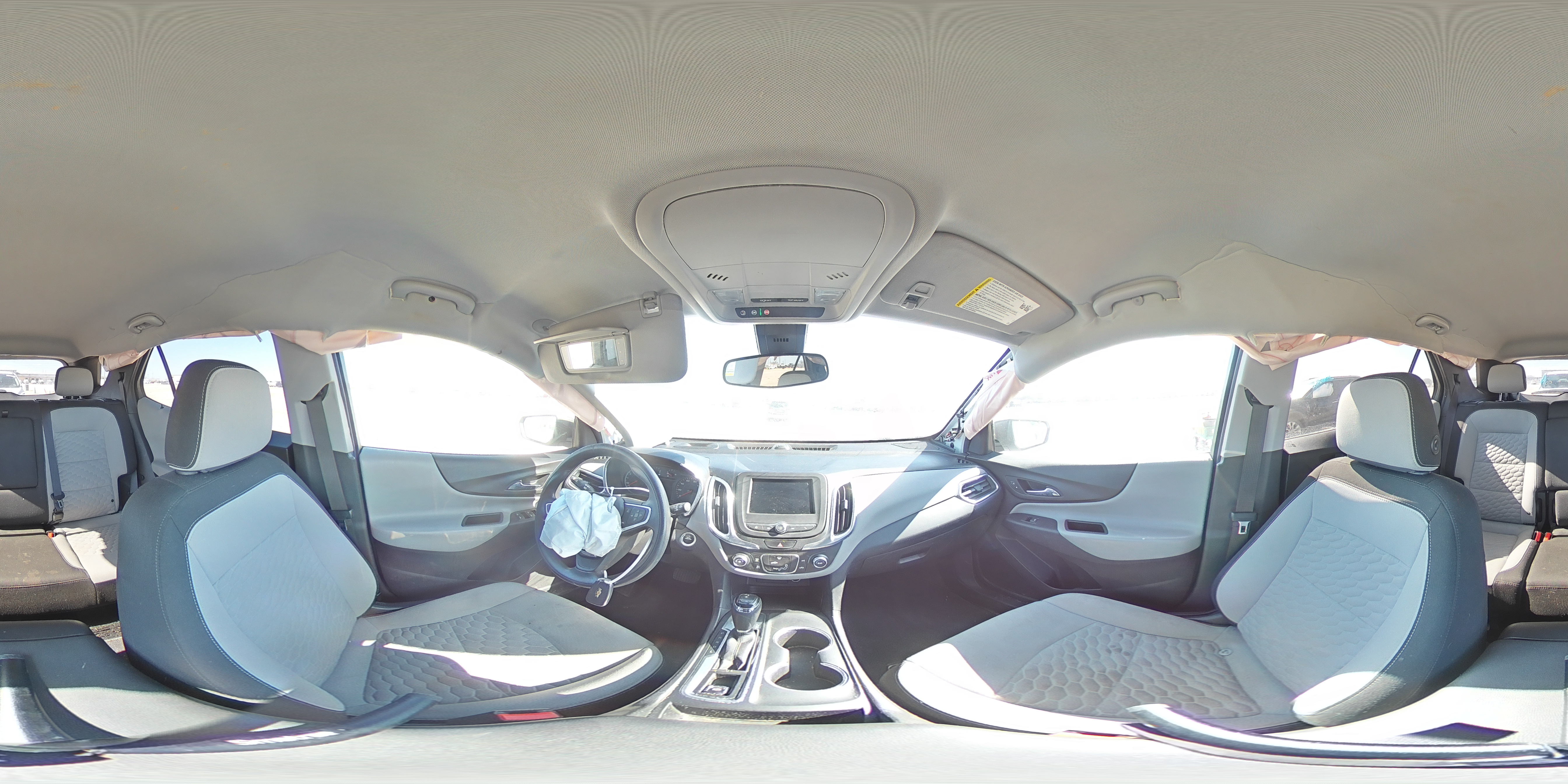 2020 Chevrolet Equinox - Image 12