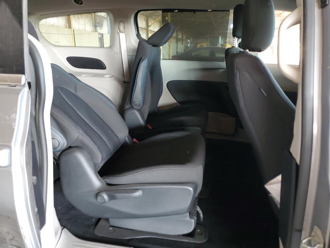 2021 Chrysler Pacifica - Image 11
