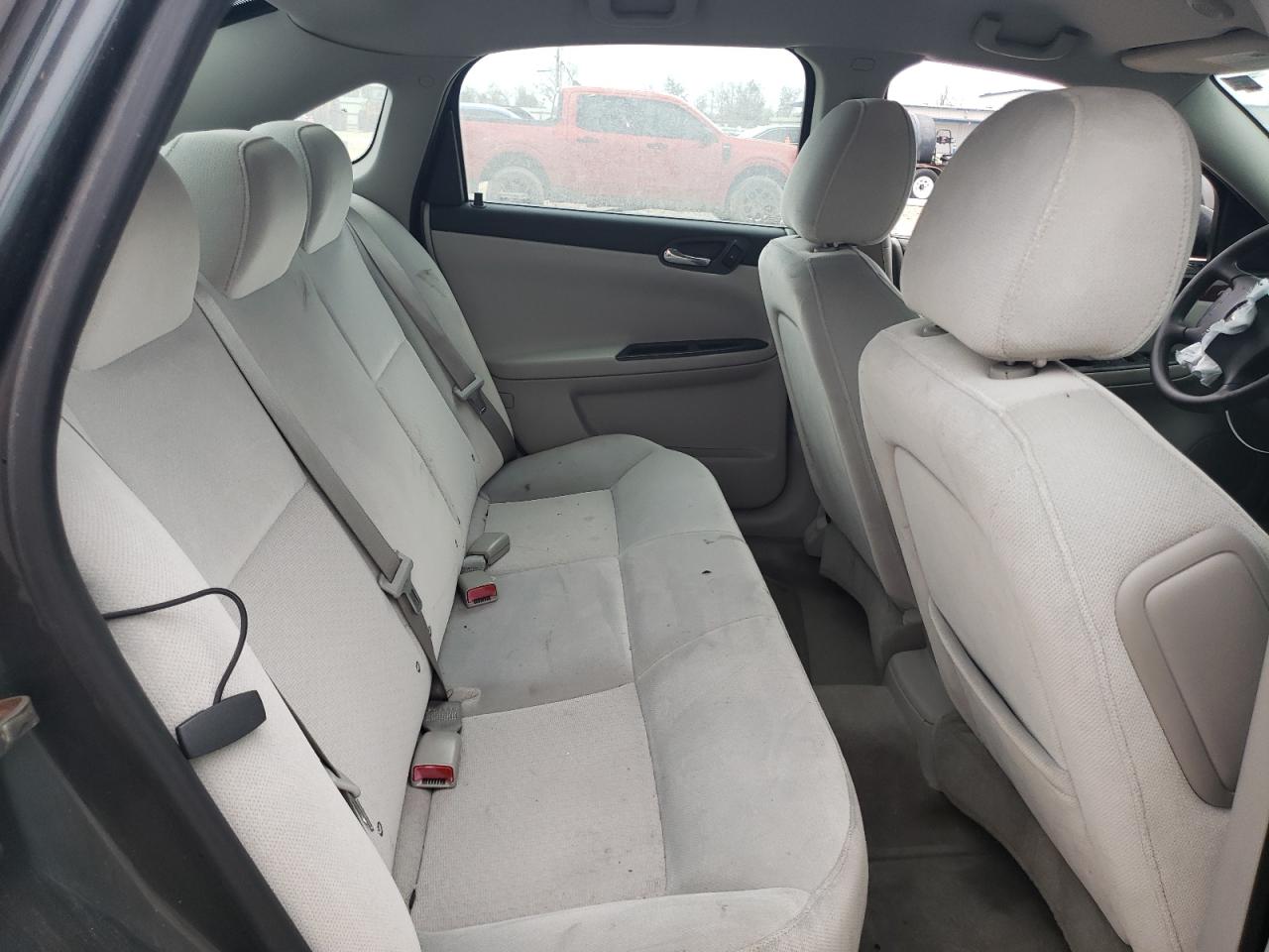 2009 Chevrolet Impala - Image 10
