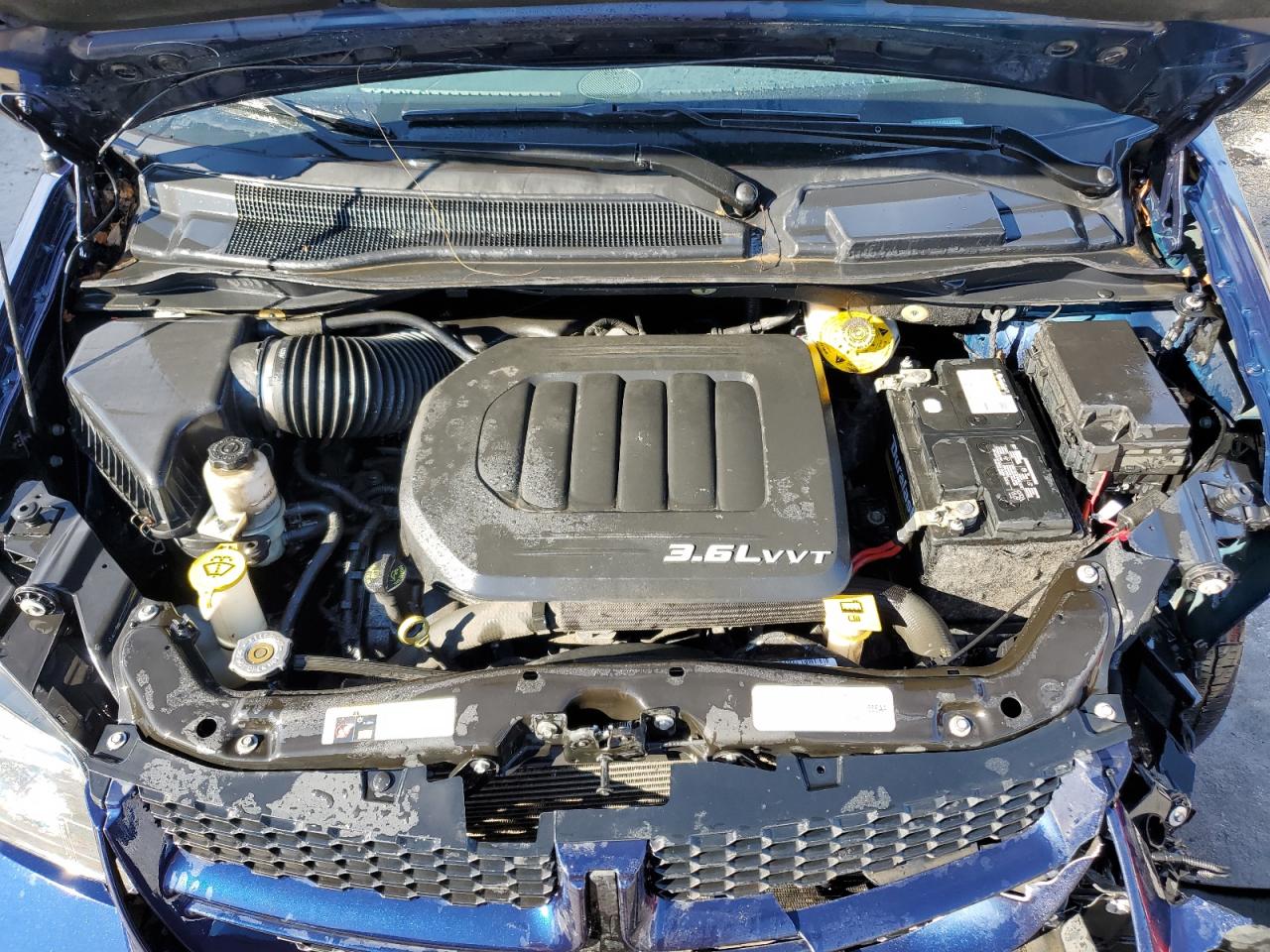 2017 Dodge Caravan - Image 12