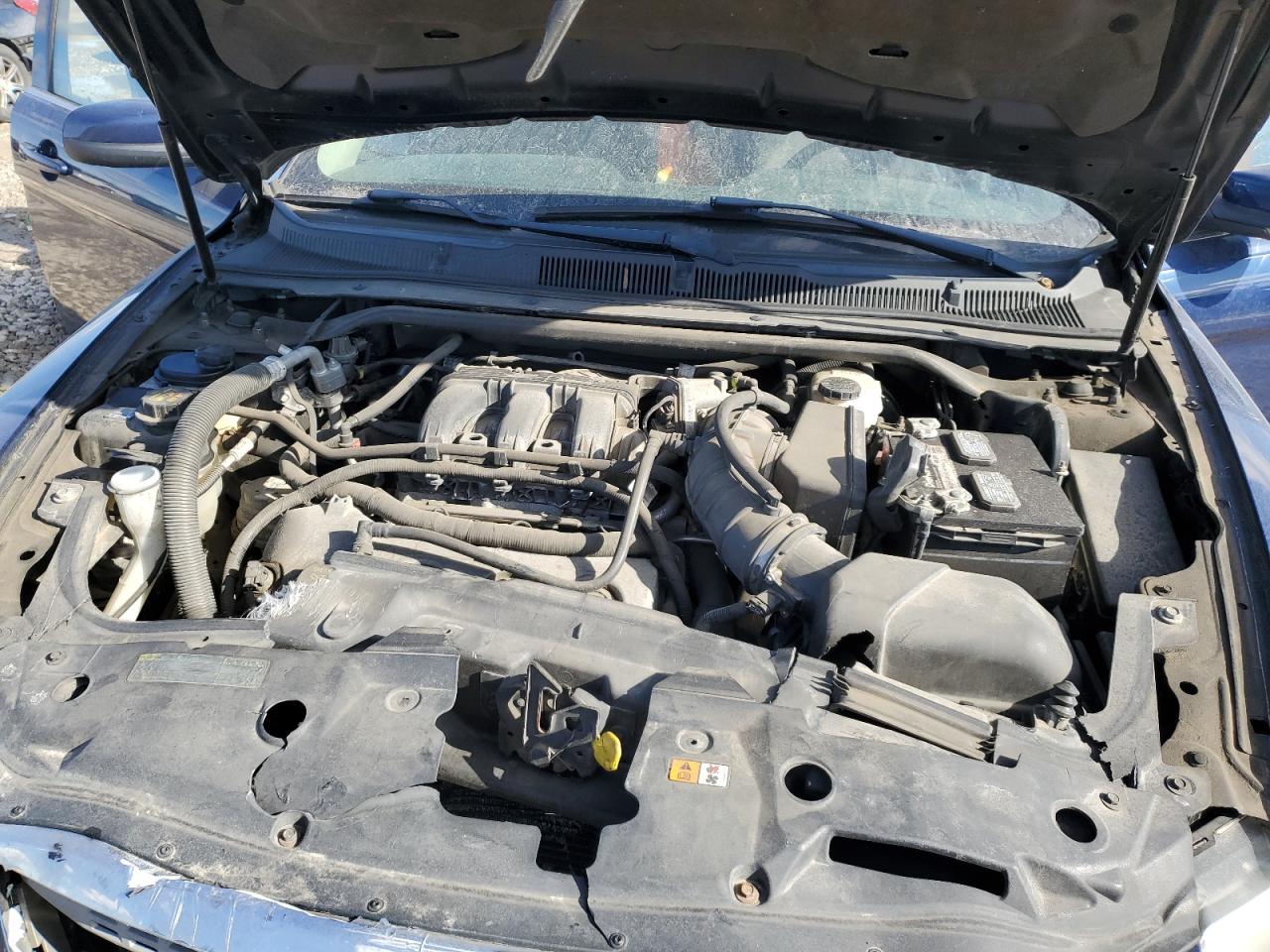 2012 Ford Taurus - Image 13