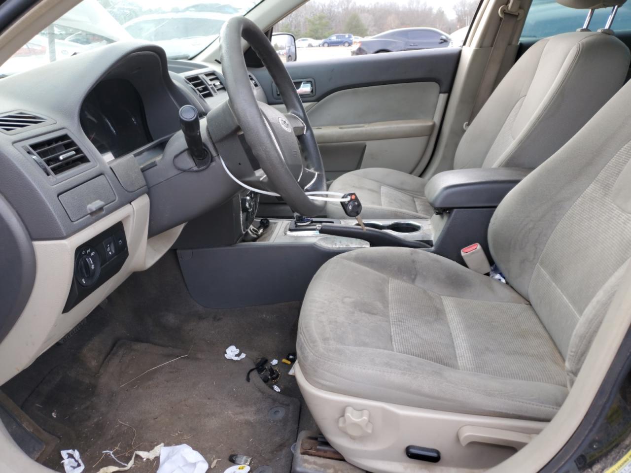 2010 Ford Fusion - Image 7