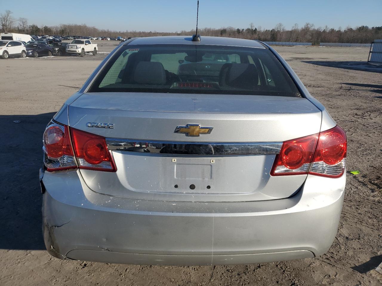 VIN 1G1PA5SG2F7166774 2015 CHEVROLET CRUZE no.6