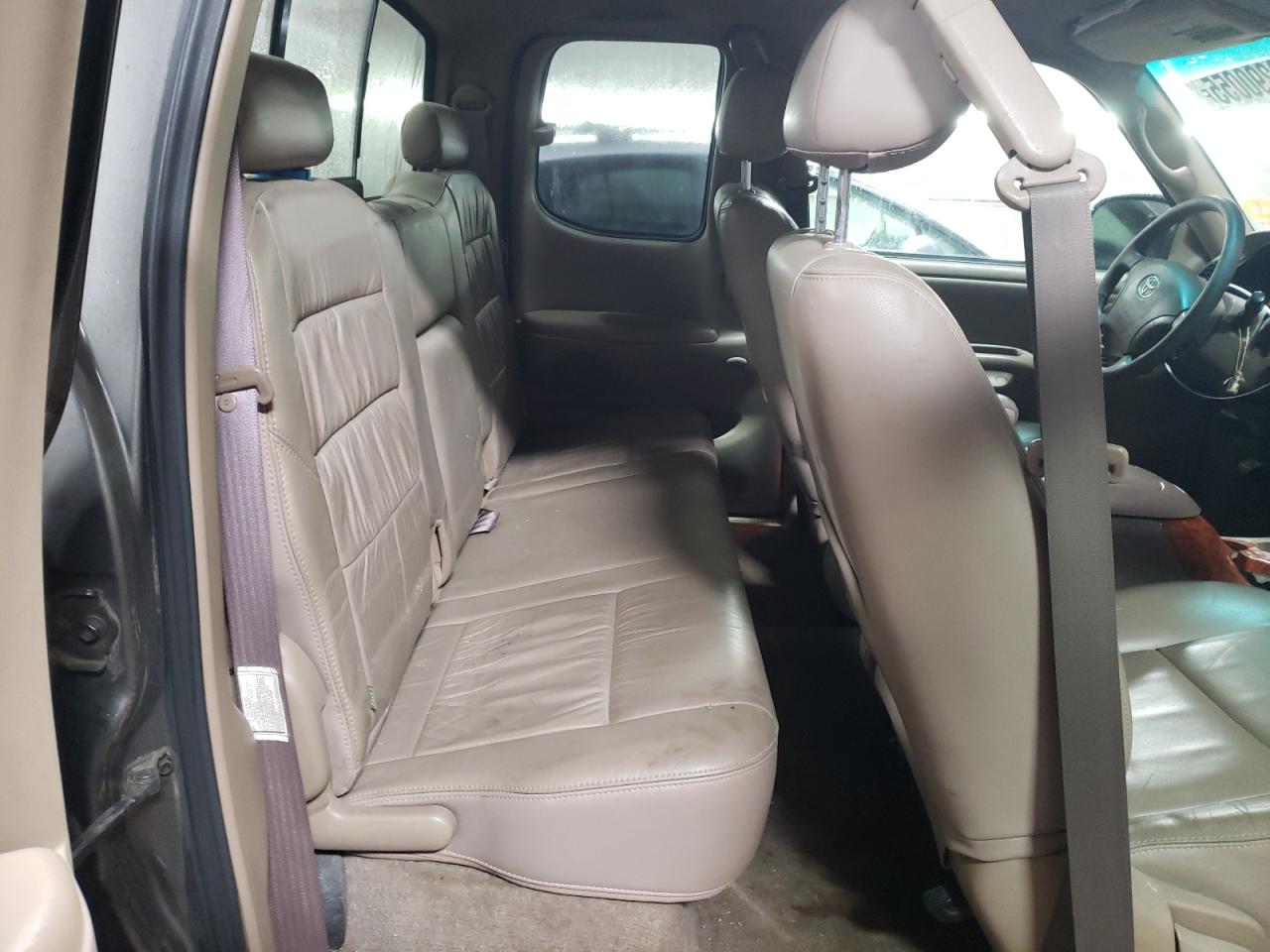 2003 Toyota Tundra - Image 10