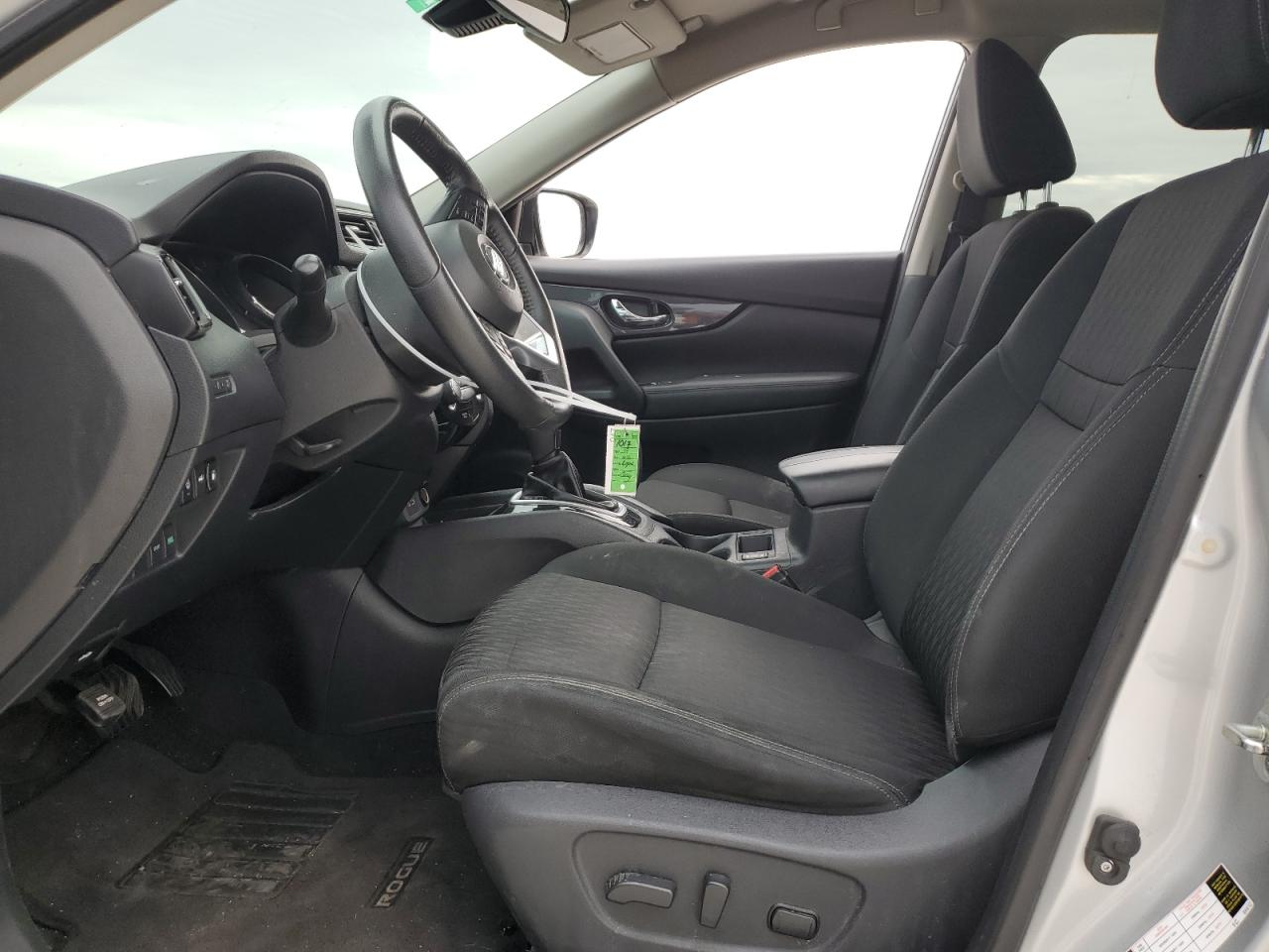 2019 Nissan Rogue - Image 7