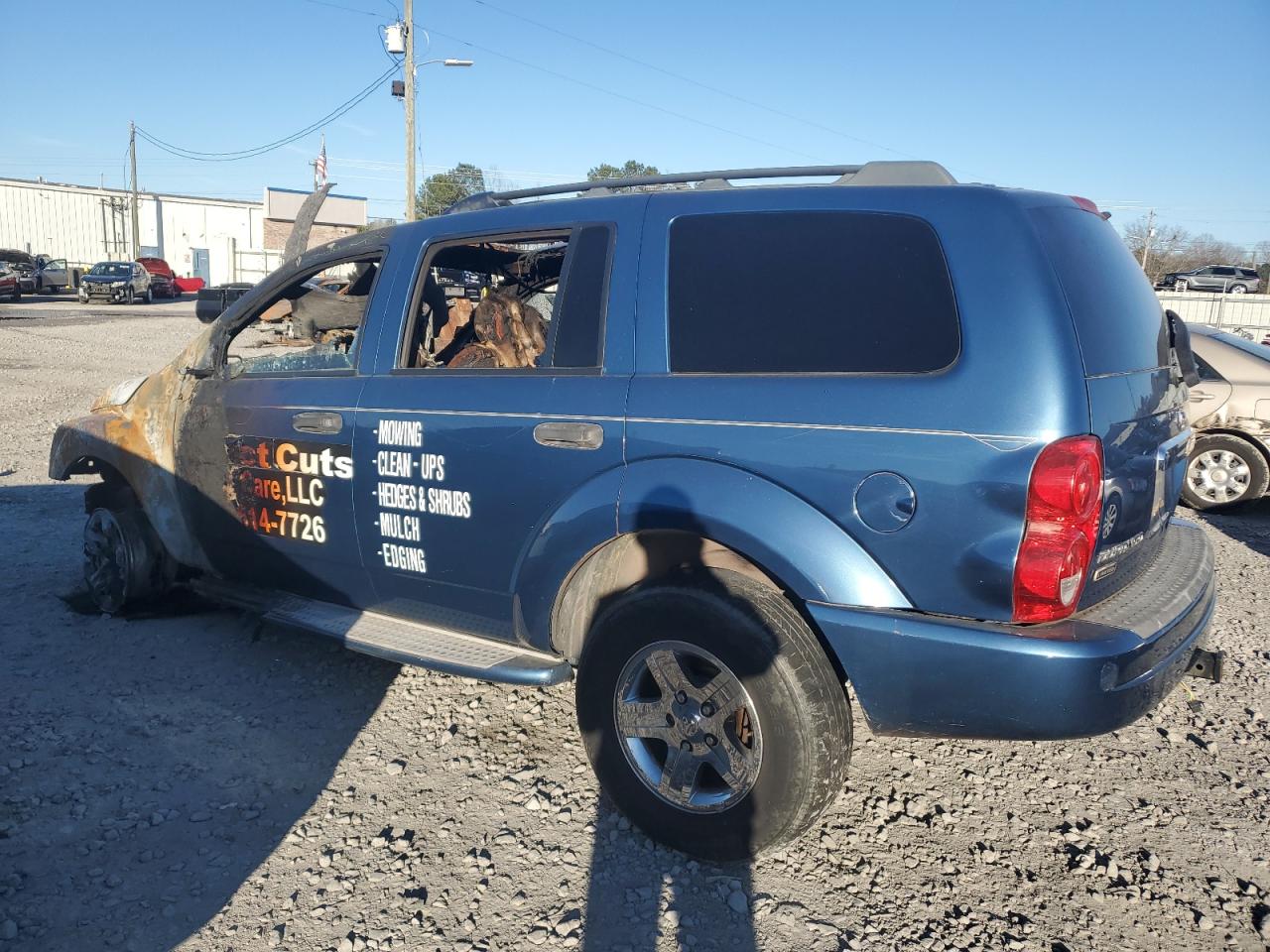 2004 Dodge Durango - Image 2