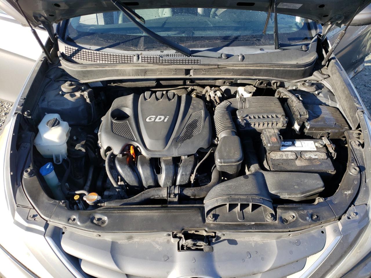 2012 Hyundai Sonata - Image 11