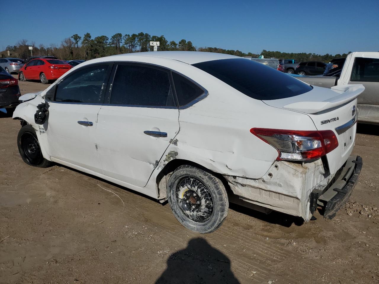 2018 Nissan Sentra - Image 2