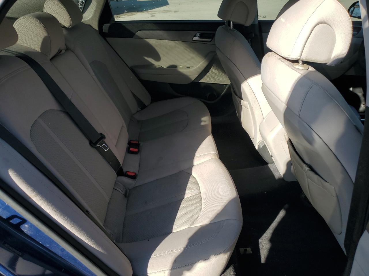 2015 Hyundai Sonata - Image 10