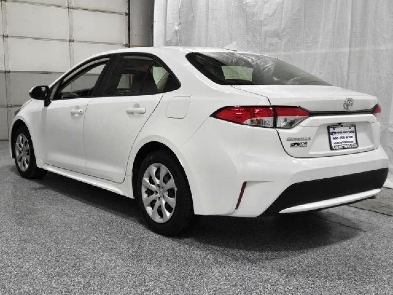 2022 Toyota Corolla - Image 3