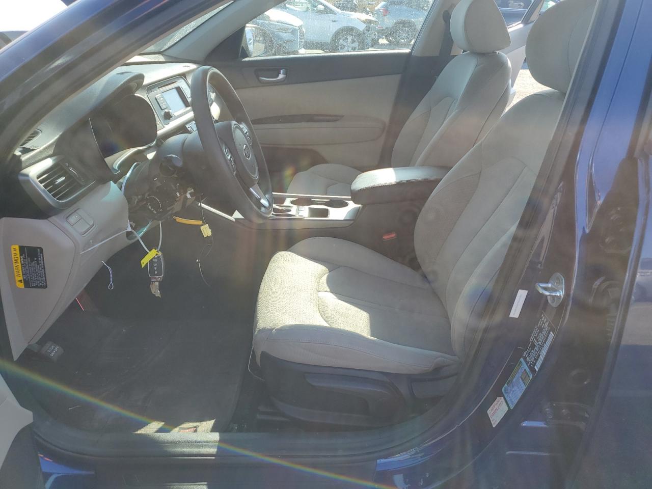 2016 Kia Optima - Image 7