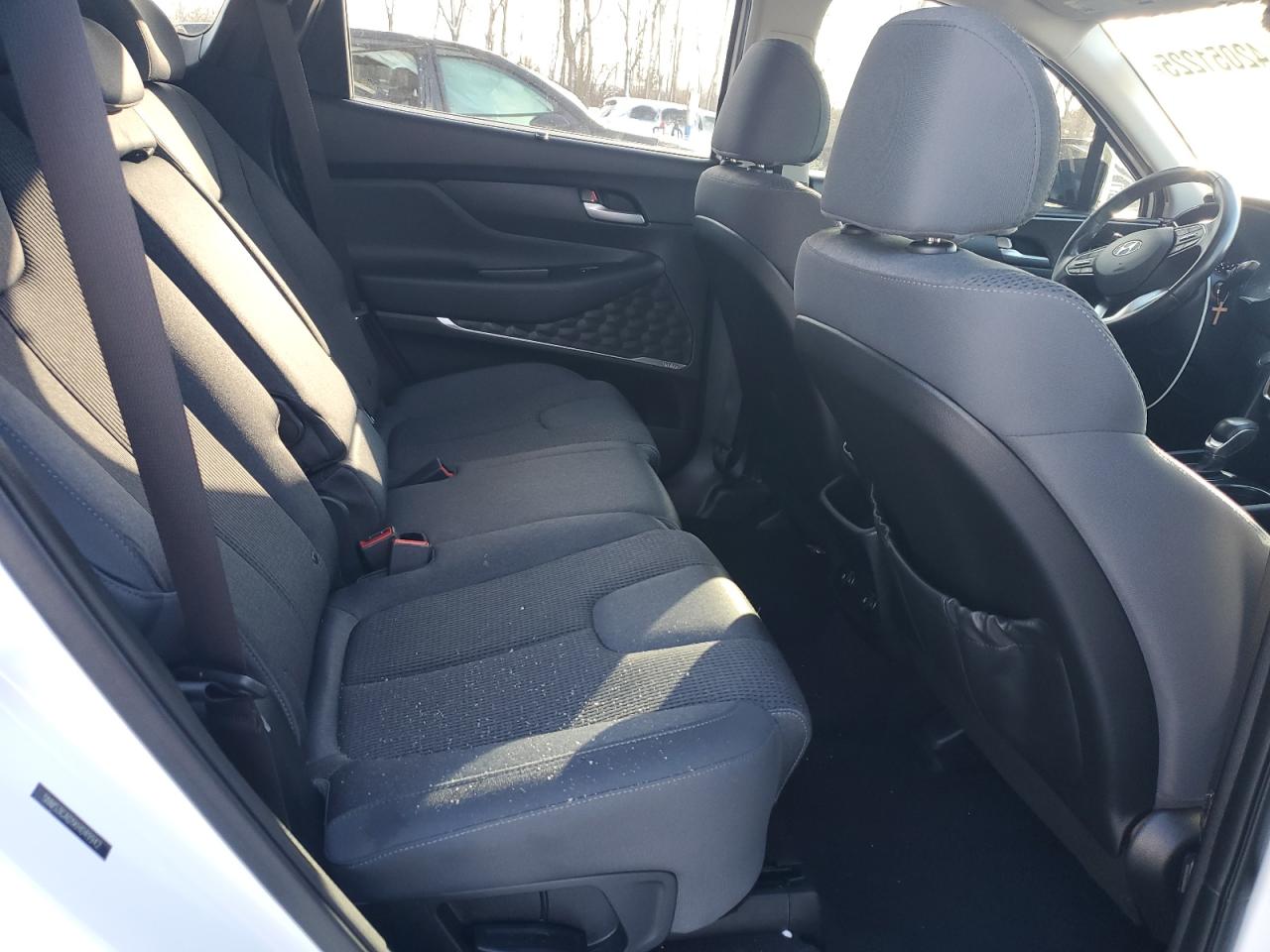 2019 Hyundai Santa Fe - Image 11