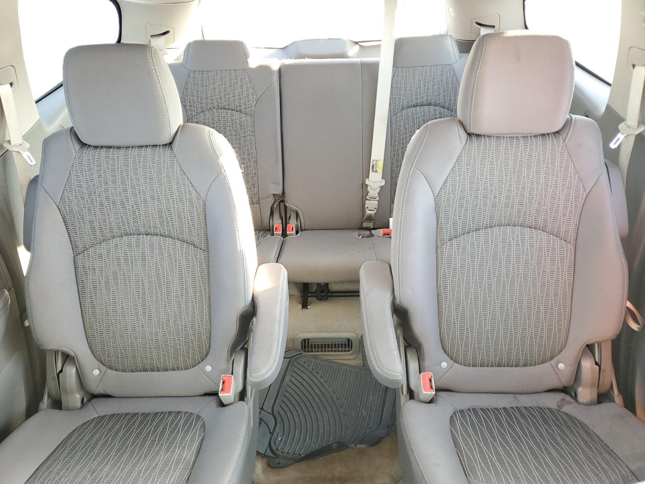 2016 Chevrolet Traverse - Image 10