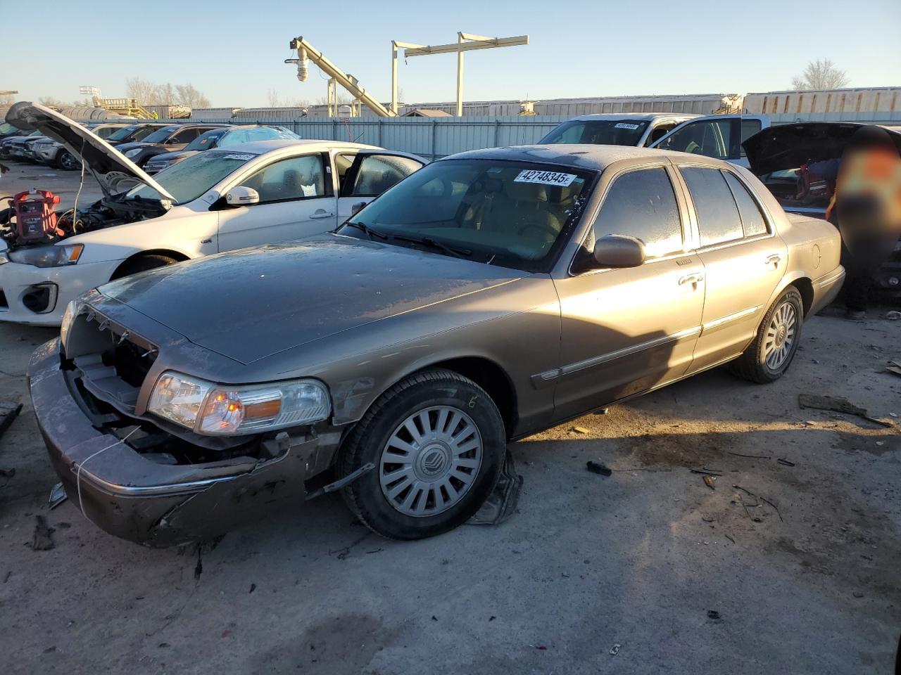 2006 Mercury Grand Marquis - Image 1