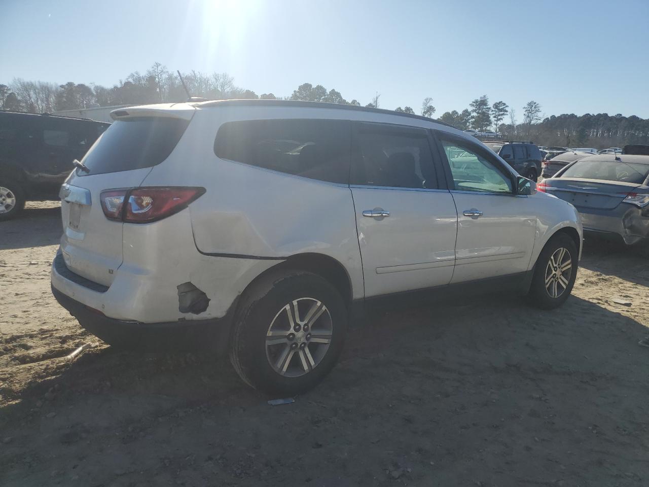 2017 Chevrolet Traverse - Image 3