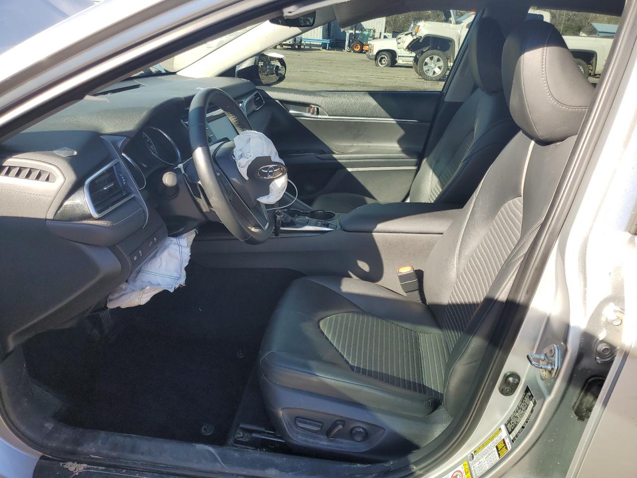 2018 Toyota Camry - Image 7