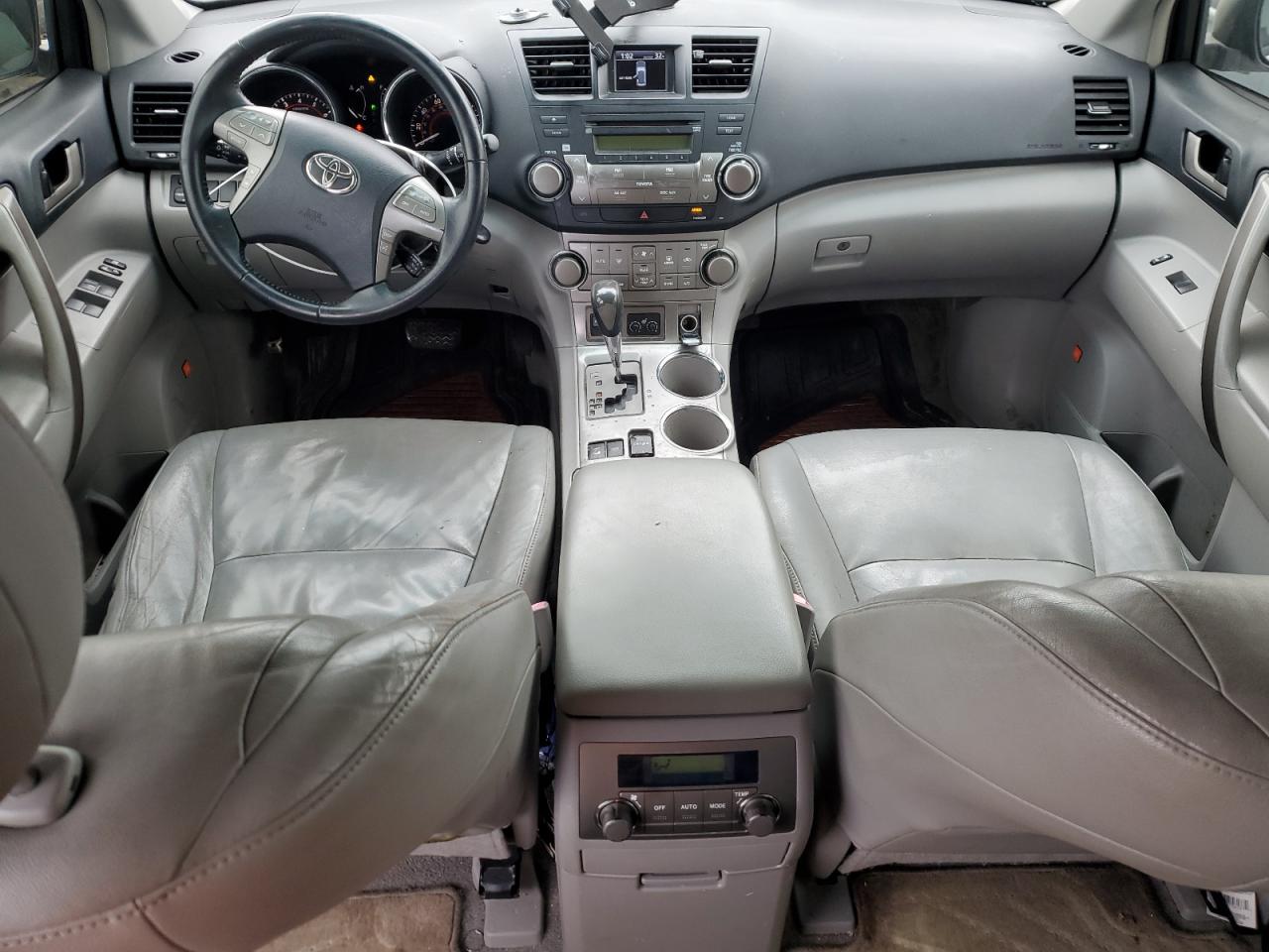 2009 Toyota Highlander - Image 8