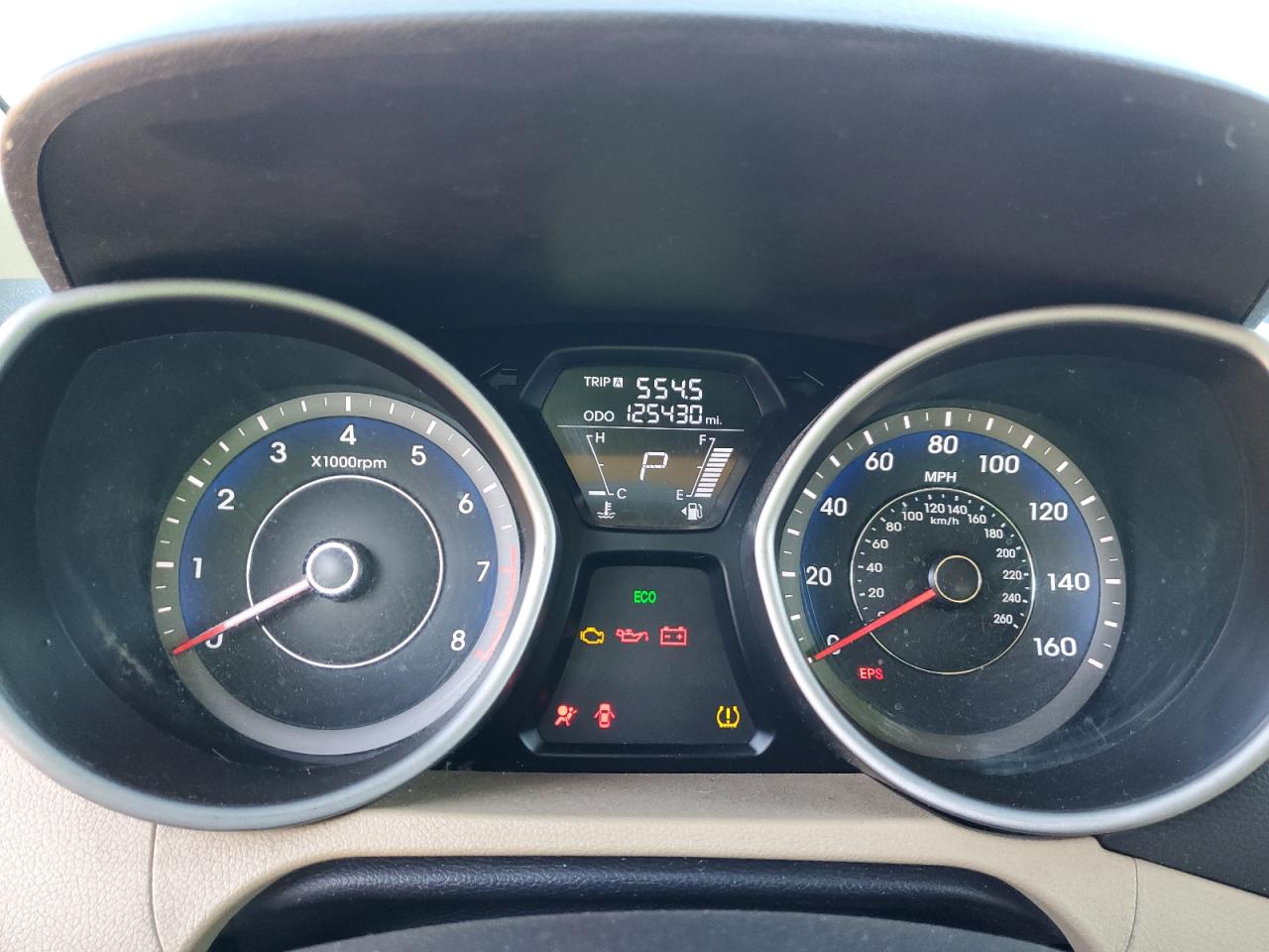 2013 Hyundai Elantra - Image 9