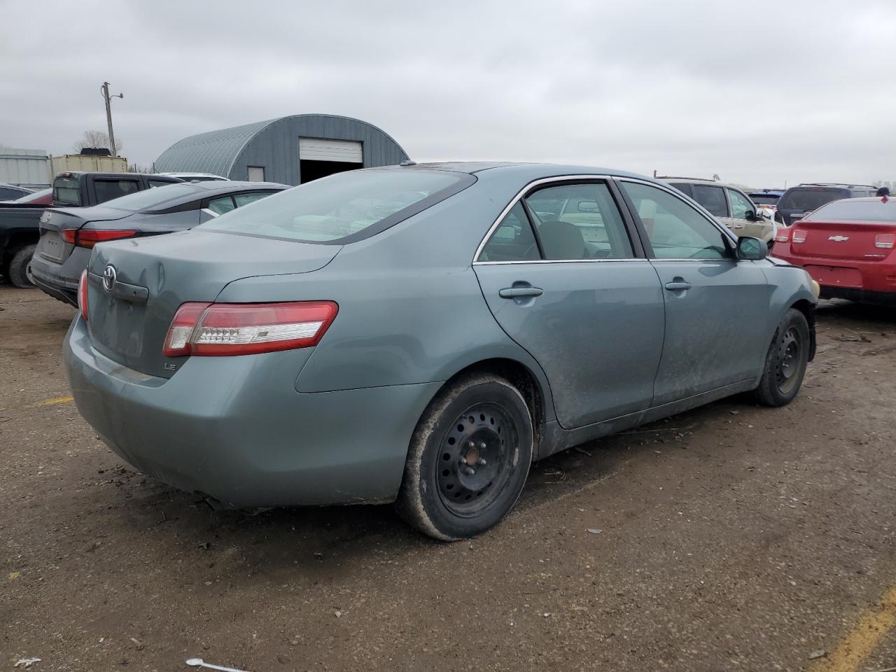 2011 Toyota Camry - Image 3
