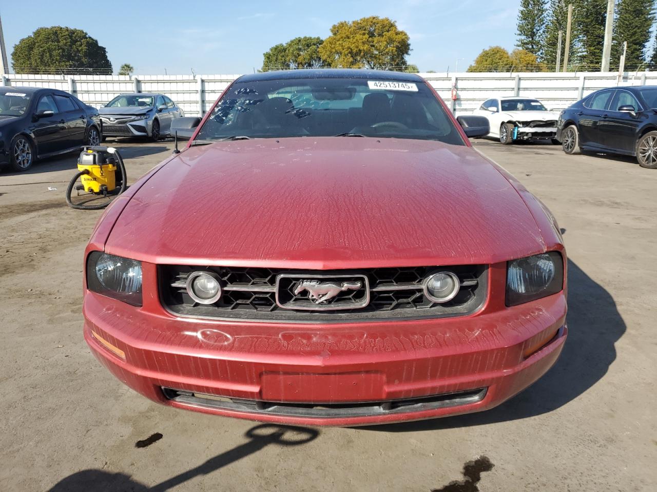 2007 Ford Mustang - Image 5
