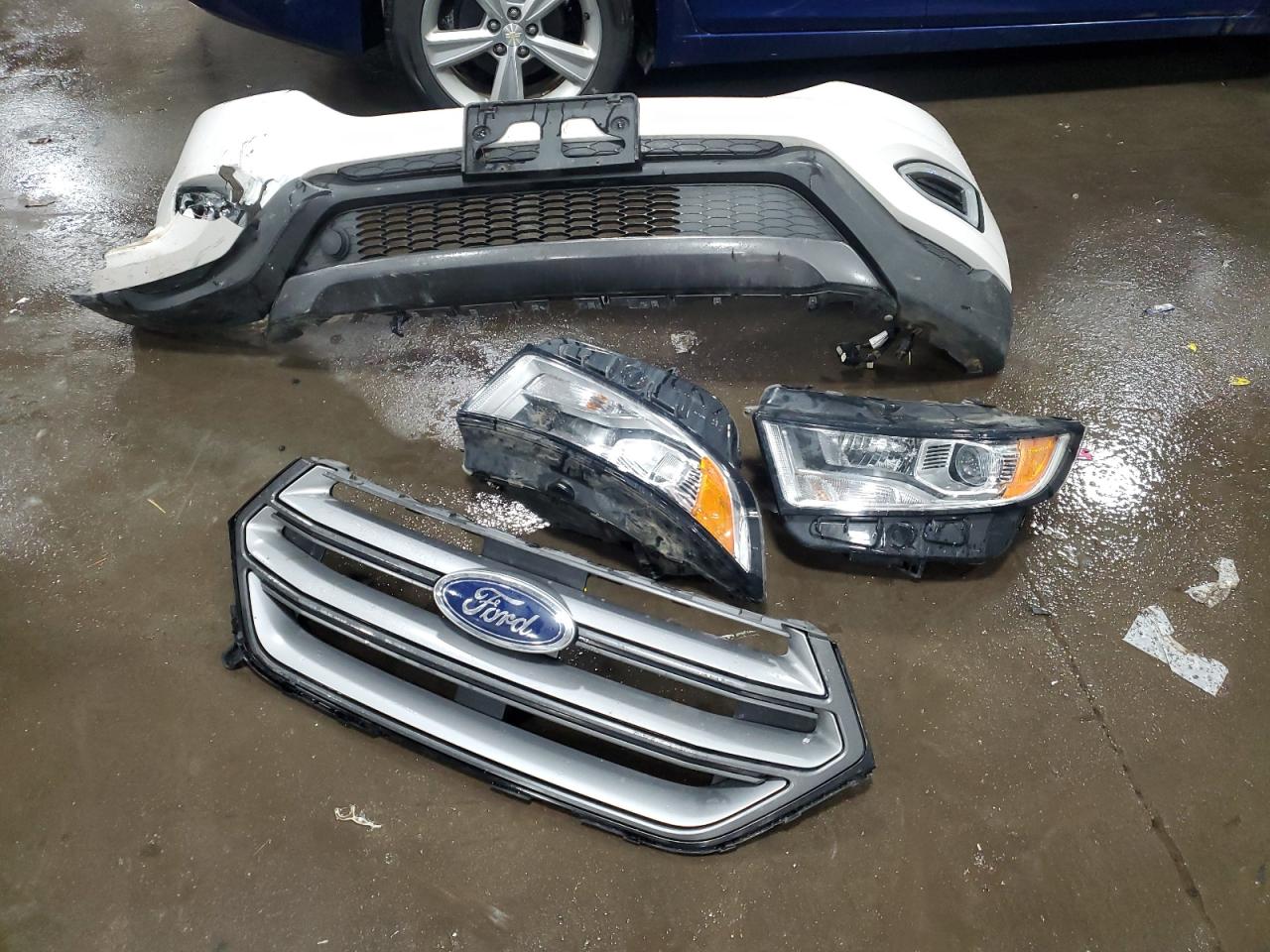 2018 Ford Edge - Image 14