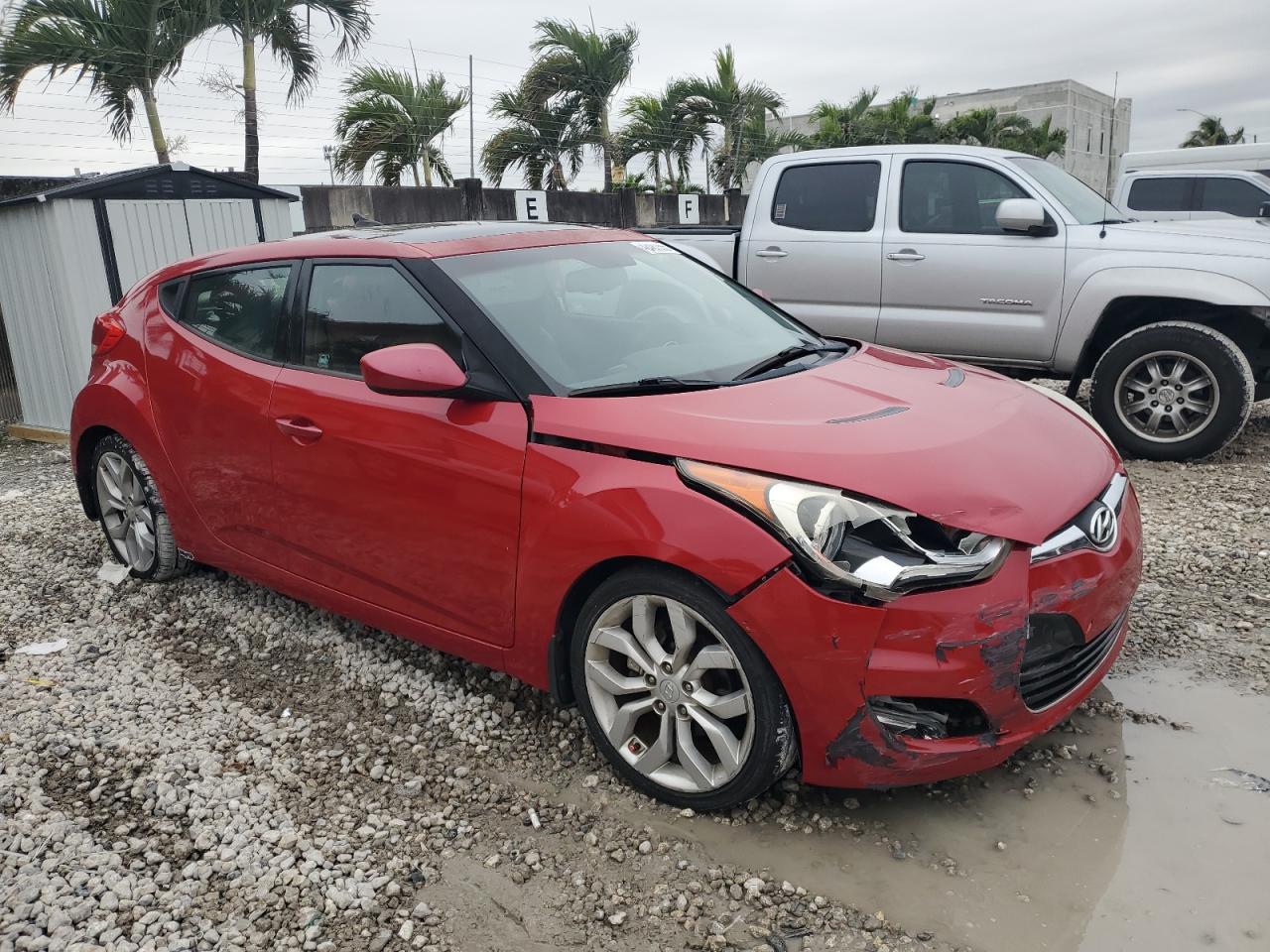 2012 Hyundai Veloster - Image 4