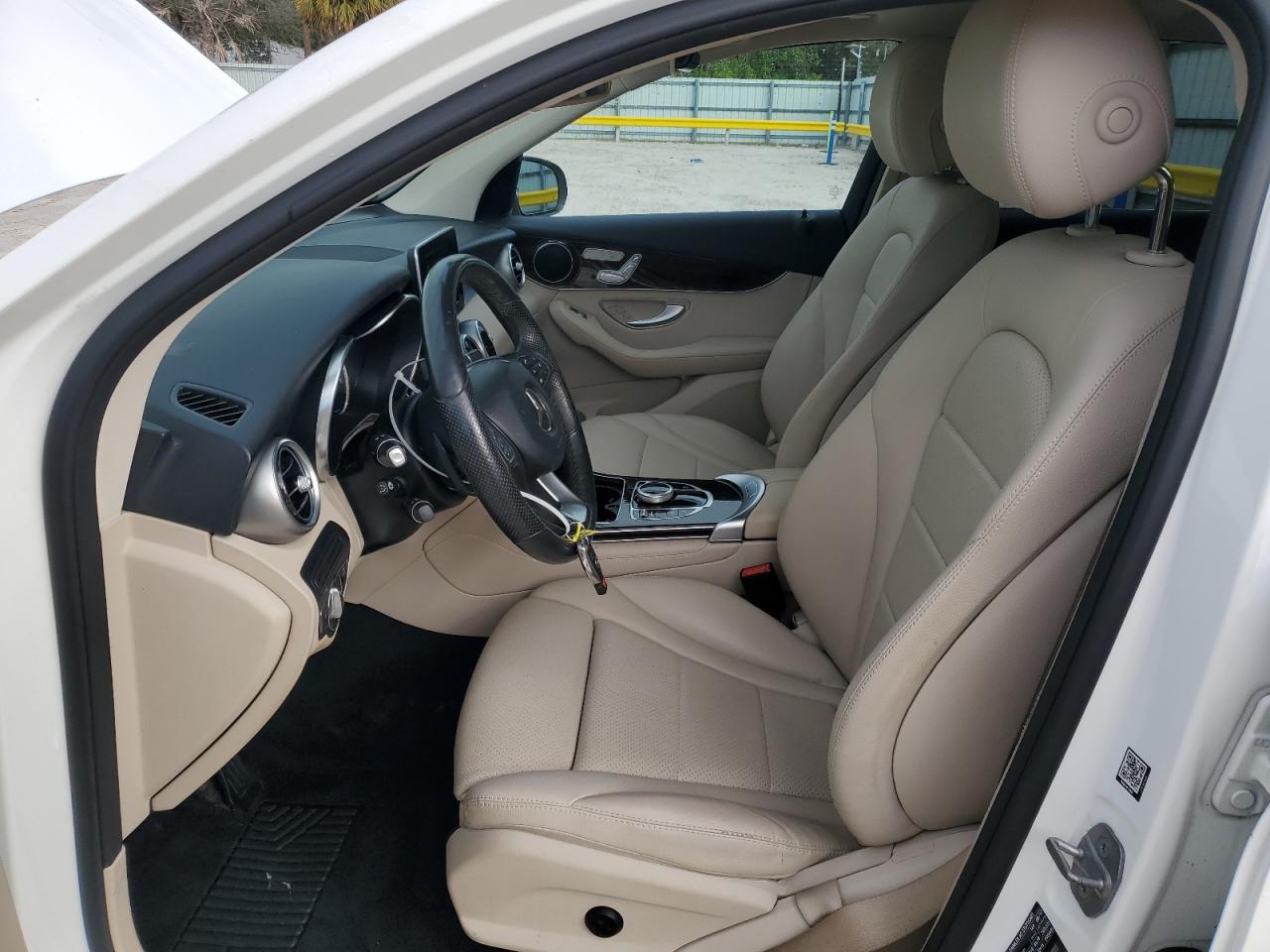 2018 Mercedes-Benz GLC - Image 7