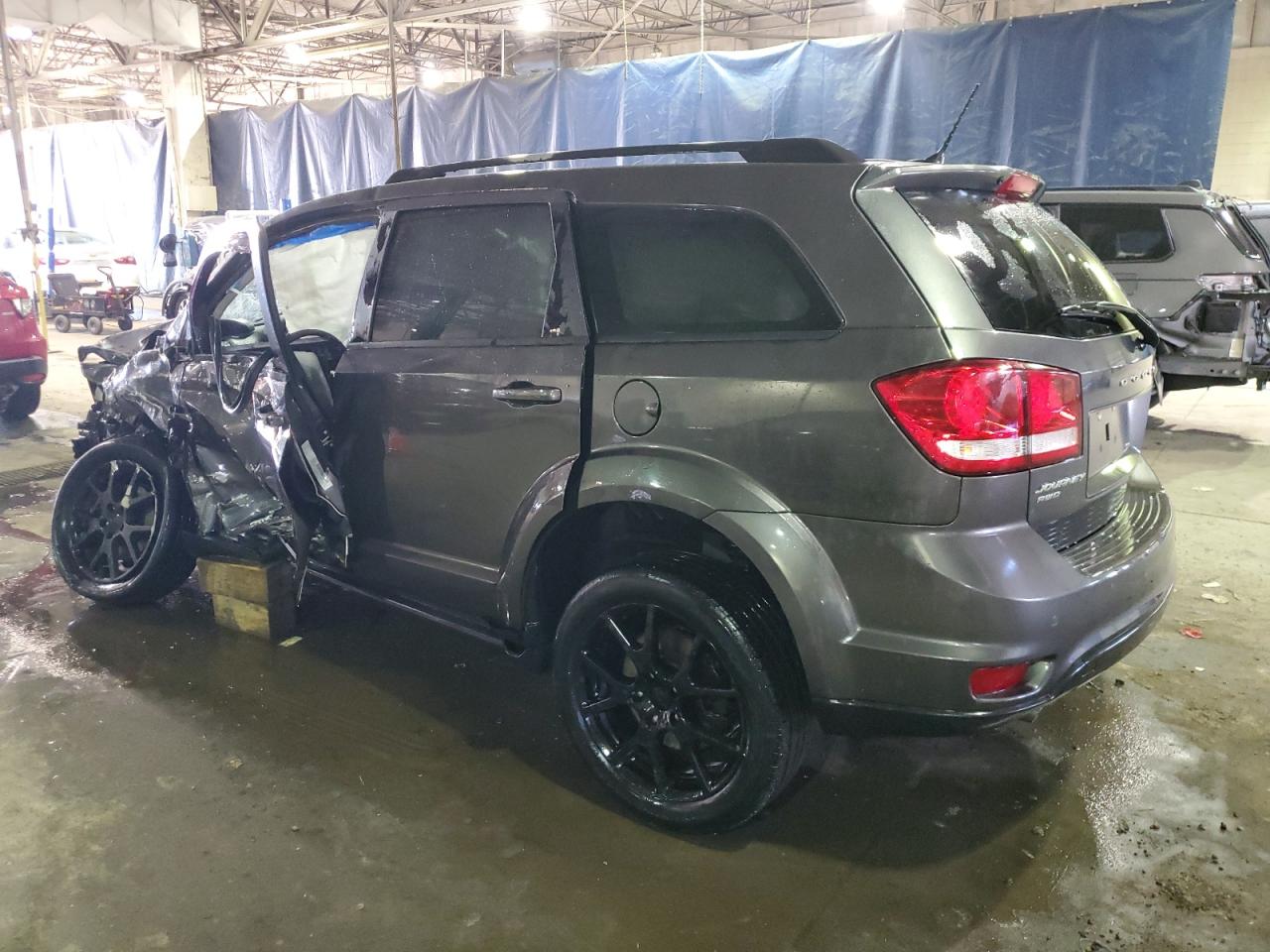 2017 Dodge Journey - Image 2