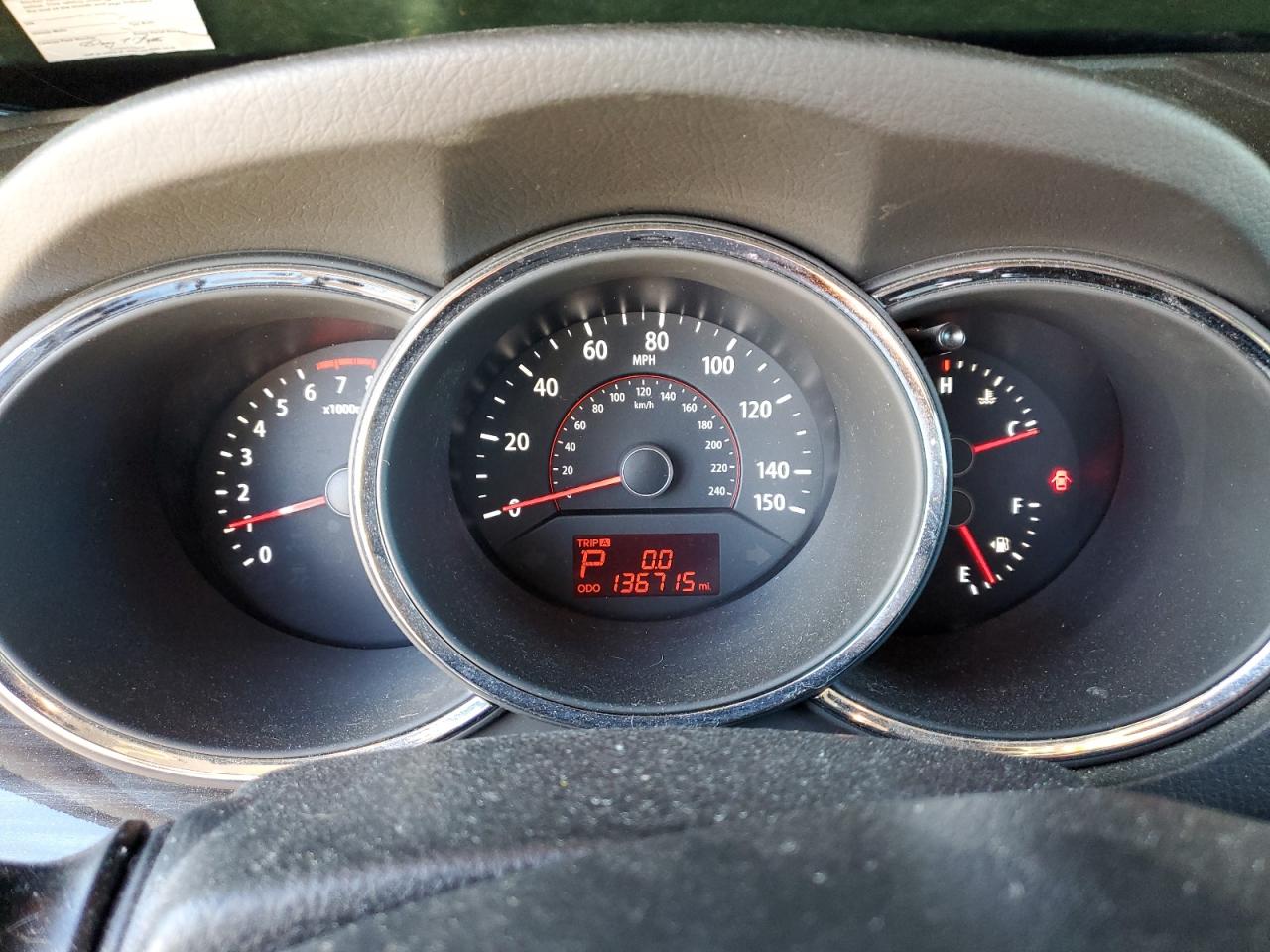 2011 Kia Sorento - Image 9